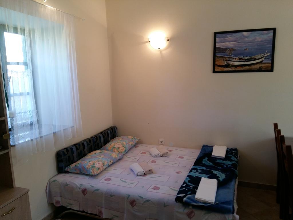 Milutinov Dvor Apartments ヴーシ エクステリア 写真